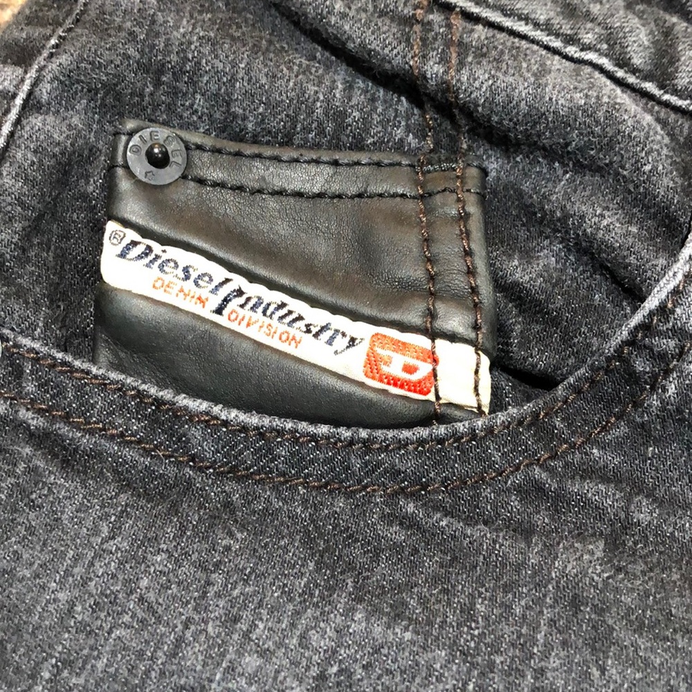 Diesel CLush Jeans - Picture 6 of 8